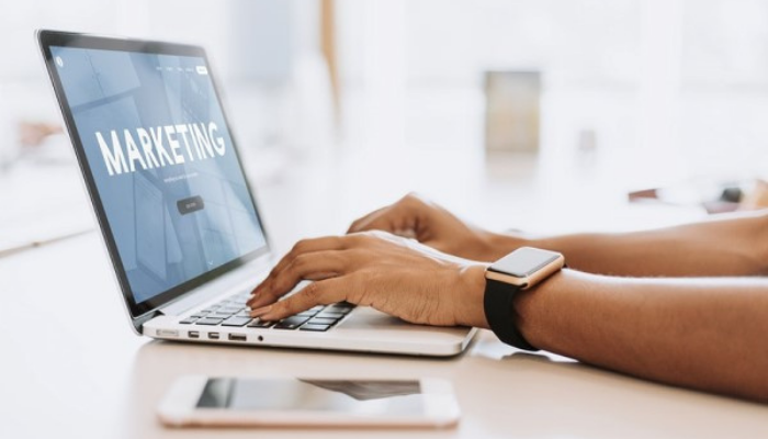 Como ganhar dinheiro com marketing digital